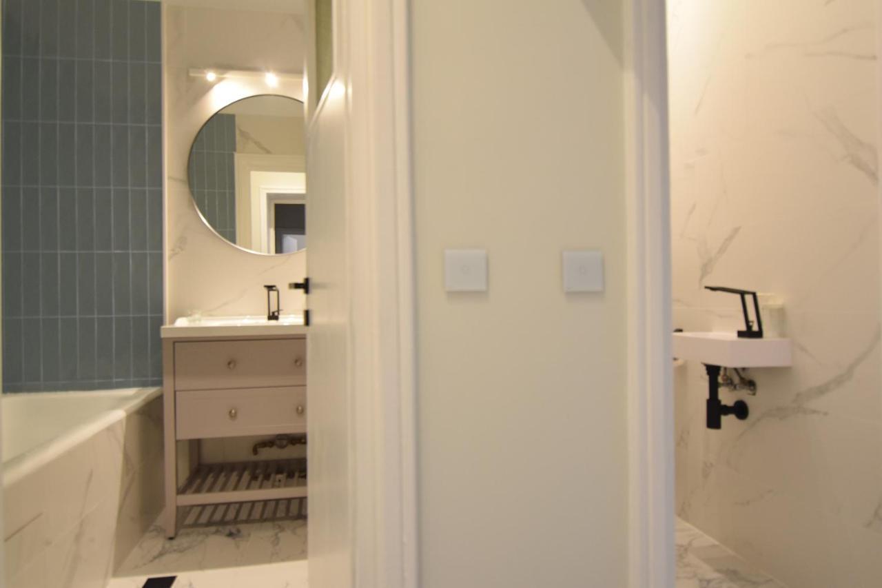 Beautiful Apartment In Old City 부쿠레슈티 외부 사진