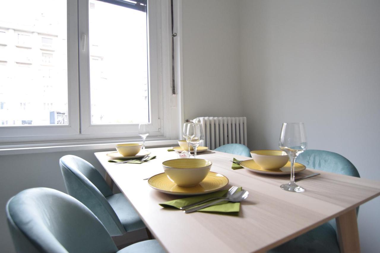 Beautiful Apartment In Old City 부쿠레슈티 외부 사진