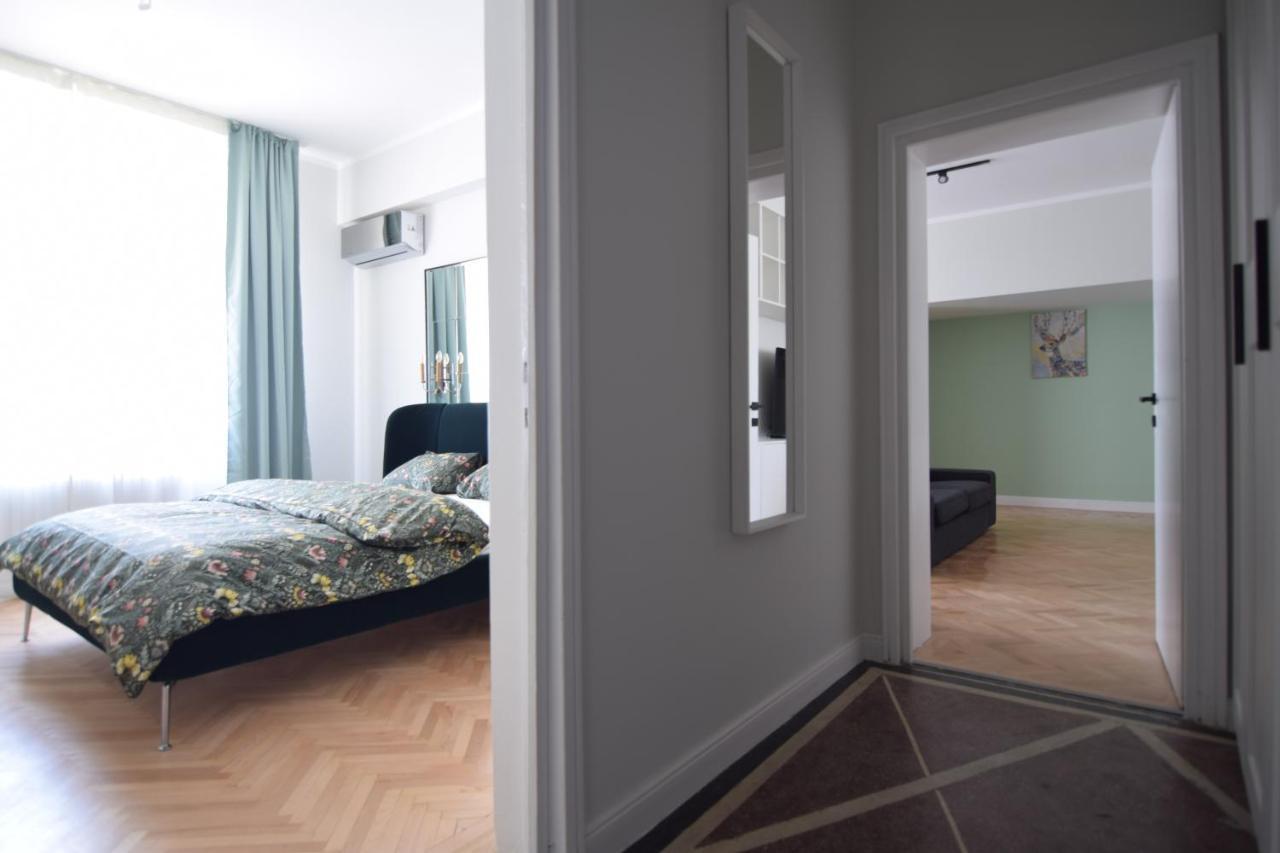 Beautiful Apartment In Old City 부쿠레슈티 외부 사진
